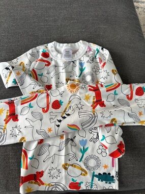 Hanna Andersson Crayola Pajama Top with Colorful Unicorn & Rainbow Prints